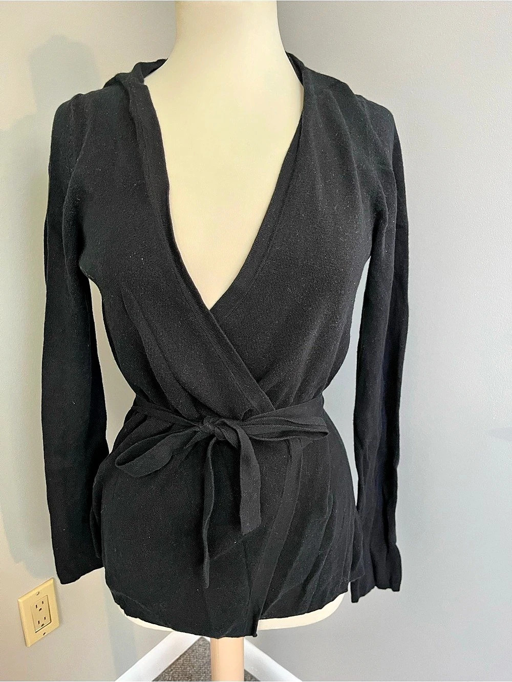 LOFT Wrap Front Tunic in Black Size Medium Like New